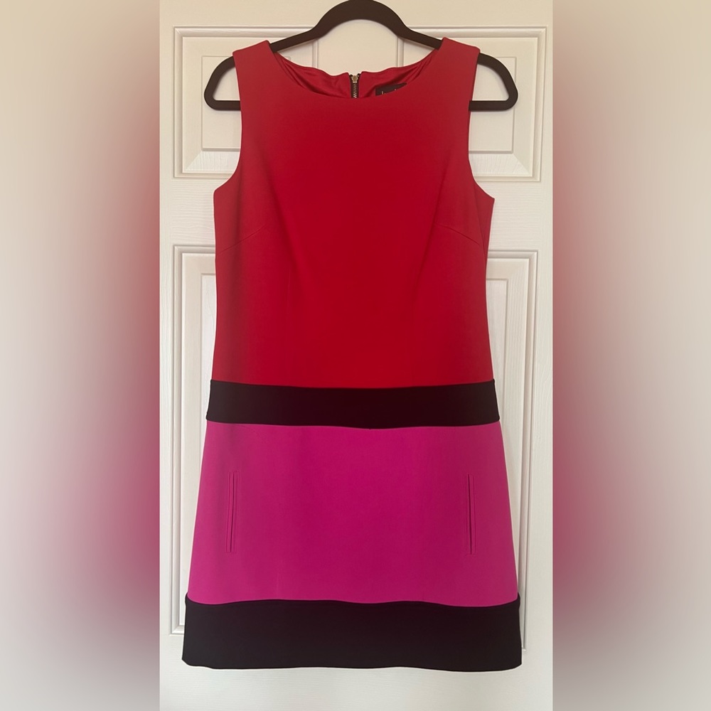 New/with tags: Color blocked dress by Laundry